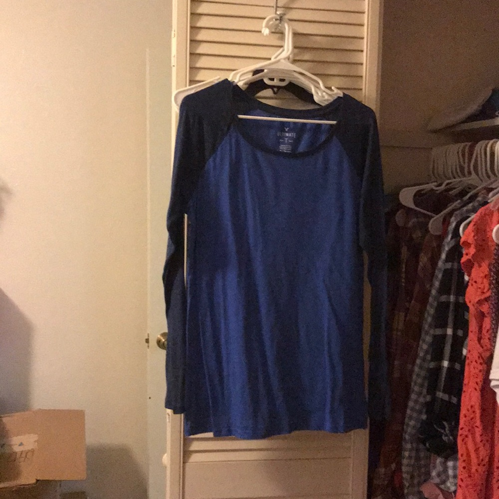 Long sleeved tee